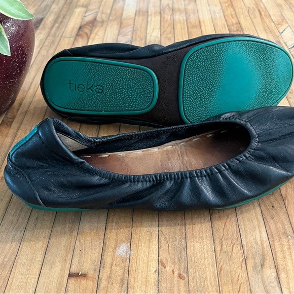 Women’s Tieks Ballet Flats - Picture 3 of 9